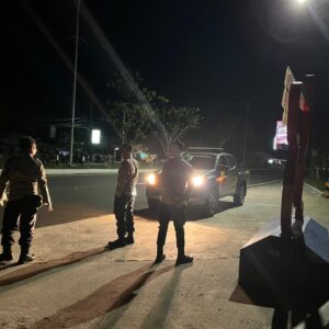 Patroli Rutin Polres Loteng Cegah Aksi Kriminalitas Pada Malam Hari.