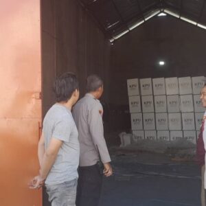 Keamanan Logistik Pilkada Lombok Barat Terkendali, Proses Pengisian Surat Suara Berjalan Lancar