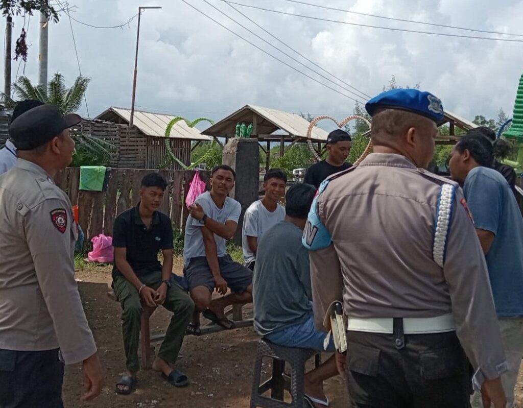 Patroli Dialogis Polsek lembar Pasca Pilkada, Jalin Keakraban Cegah 3C dan Narkoba