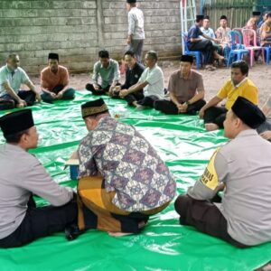 Polsek Bayan Tunjukkan Kepedulian di Tengah Duka Keluarga Alm. H. Muhamad Mansur