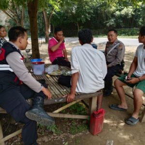 Patroli Rutin Polsek Sekotong Tingkatkan Keamanan Masyarakat