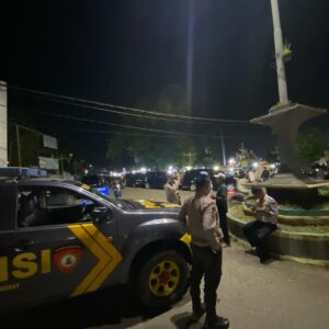 Polsek Rasanae Barat Gelar Patroli Blue Light Ciptakan Situasi Kamtibmas Kondusif