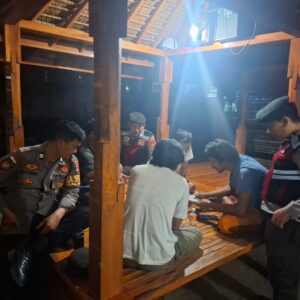 Patroli Dialogis Polsek Sekotong Perkuat Keamanan Lombok Barat