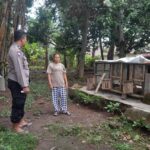 Bhabinkamtibmas Senggigi Dorong Pemanfaatan Lahan Kosong untuk Ketahanan Pangan