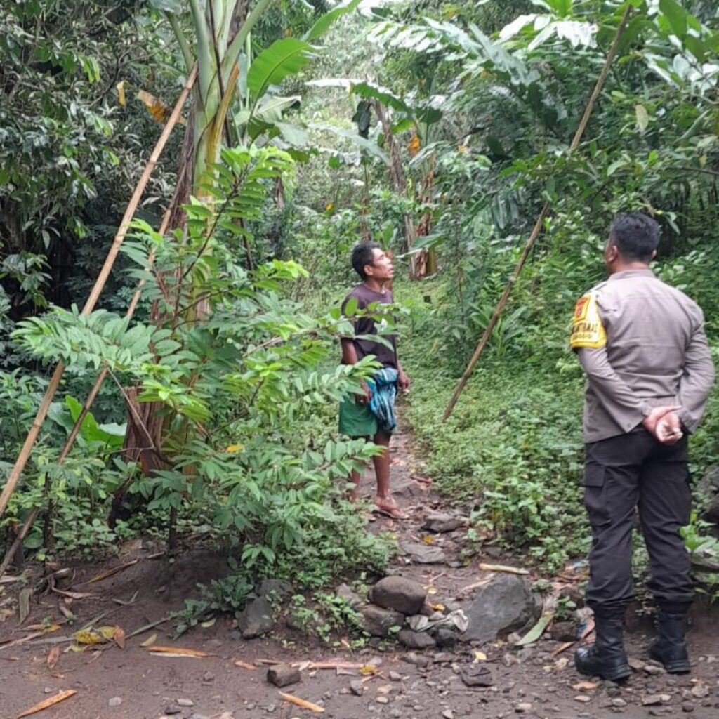 Polisi Dukung Ketahanan Pangan di Desa Senggigi