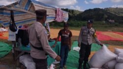 Bhabinkamtibmas Polsek Sape Laksanakan Patroli Sambang Dukung Program Ketahanan Pangan Nasional