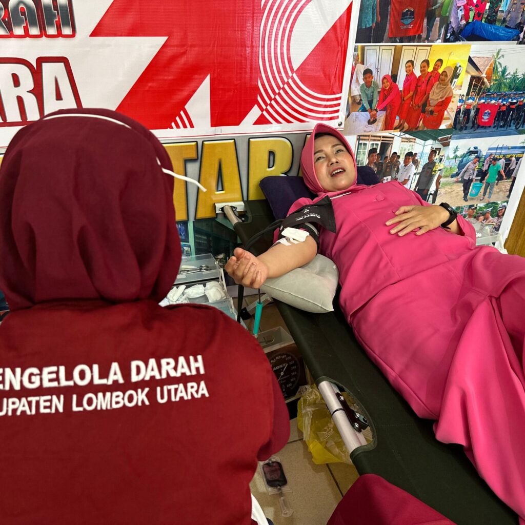 Sambut Hari Bhayangkara ke-79, Polres Lombok Utara Gelar Bhakti Kesehatan Donor Dara