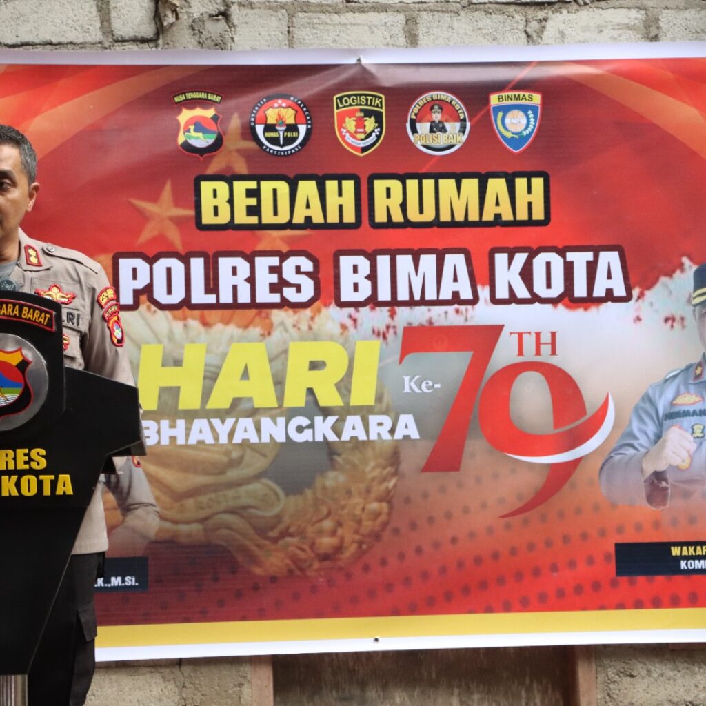 Kapolres Bima Kota Laksanakan Program Bedah Rumah Sambut Hari Bhayangkara ke-79