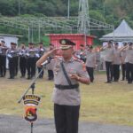Peringati Hari Bhayangkara ke-79, Kapolres Sumbawa Barat Pimpin Upacara Tabur Bunga di Laut