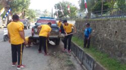 Personel Polsek Wawo Laksanakan Korvei Kebersihan Mako, Wujudkan Lingkungan Kerja yang Bersih dan Sehat