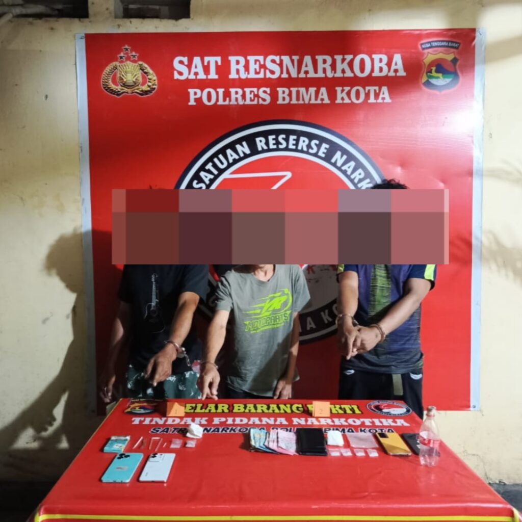 Tiga Pengedar Shabu Ditangkap di Dua Lokasi Berbeda, Polres Bima Kota Amankan 4,86 Gram Barang Bukti