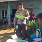Bhabinkamtibmas Desa Seran Dukung Peningkatan Kesehatan Ibu dan Anak, Dampingi Kegiatan Posyandu di Desa Binaan