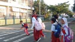 Bhabinkamtibmas Desa Goa Laksanakan Giat Rawan Pagi di SDN Goa, Wujud Kepedulian Terhadap Keselamatan Pelajar