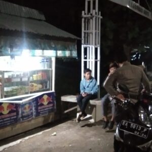 POLSEK WOJA POLRES DOMPU GELAR PATROLI CIPKON DAN SAMBANG LAPAS UNTUK CIPTAKAN SITUASI KONDUSIF