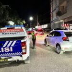 Blue Light Patroli dan Strong Point Malam, Sat Lantas Polres Dompu Jaga Kamseltibcar Lantas