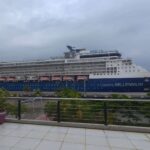 Kapal Pesiar Celebrity Millenium Bersandar di Gilimas