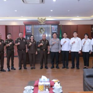 Kapolda NTB Silaturahmi ke Kajati NTB, Perkuat Sinergi Penegakan Hukum