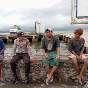 Polsek Kawasan Pelabuhan Laut Bima Berikan Himbauan Kamtibmas kepada ABK, Buruh, Sopir dan Calon Penumpang